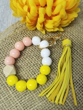 Wood Bead Wristlet Keychain W/Tassle